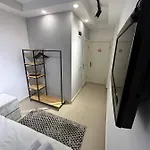 Hotel Deer & *