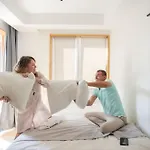 Hotel Deer &